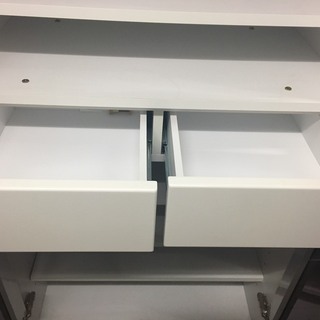 ☆中古 激安！！ 棚　収納　ガラス扉　家具　シンプル￥15,000！！ハイアール　洗濯機　2021