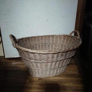 藤かご(大)お気に入り値引きしました