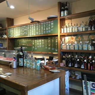 魚料理が好きな方！ホール接客 調理補助 レジ打ち 開店準備及び片付け等