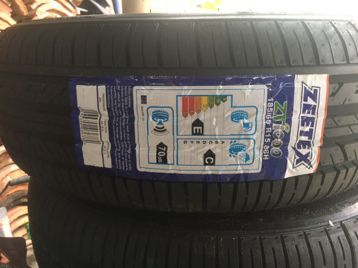 新品タイヤ(4本)