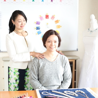 「骨格タイプ診断」と「カラーセラピー」で輝く人のチカラになります