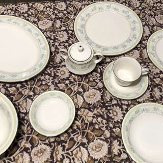 【取引完了】Noritake ノリタケ ディナーセット（8名分）