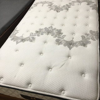 交渉中⭐︎Sealy シーリー PASSAGE マットレス シングルサイズ☆引き取りに来ていただける方限定！