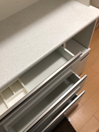最終値下げ꙳ニトリ 食器棚 ホワイト