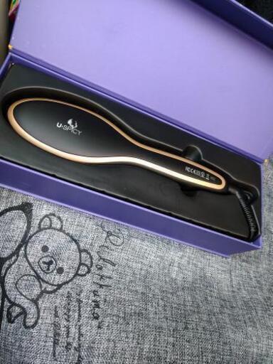 ブラシ型ストレートアイロン