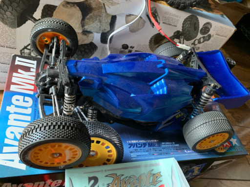 アバンテ、AXIAL