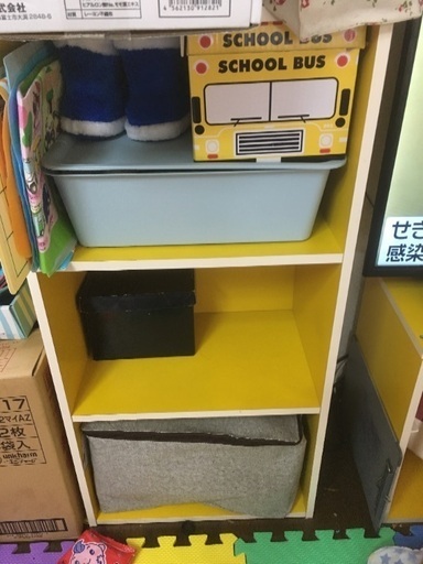 収納棚