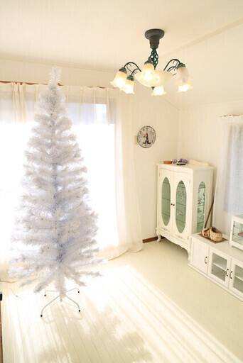 クリスマスツリー　ネオン付き　白　2つで　1000円