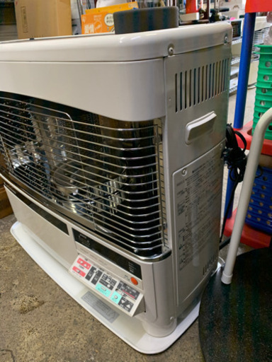 分解掃除済み　ポット式輻射 煙突石油暖房機 床暖タイプ 7木造20畳/コンクリート32畳