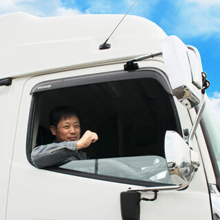 【正社員】大型トラック/トレーラードライバー(北陸)の画像