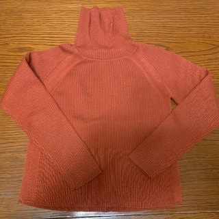 【譲ります】キッズハイネックセーター