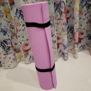 ヨガマットの画像