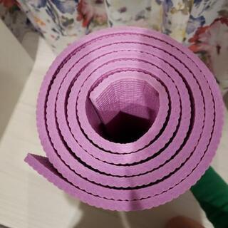 ヨガマットの画像