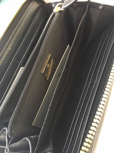 正規品　ヴィヴィアンウエストウッド　ブラック　長財布
