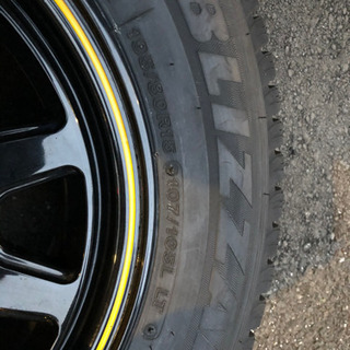 ハイエース用5zigen KOMAホイールとスタッドレスブリジストン 