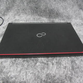 富士通 LIFEBOOK A574/KW / Celeron 2950Mの画像