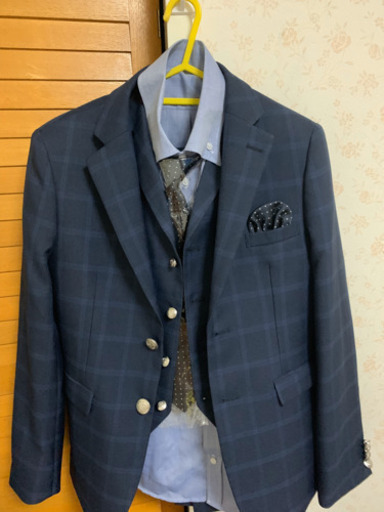 男の子　スーツ上下　150cm 新品