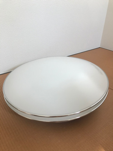 〜8畳用　LEDシーリングライト　2年半使用