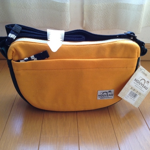 【新品】ショルダーバッグ 男女兼用