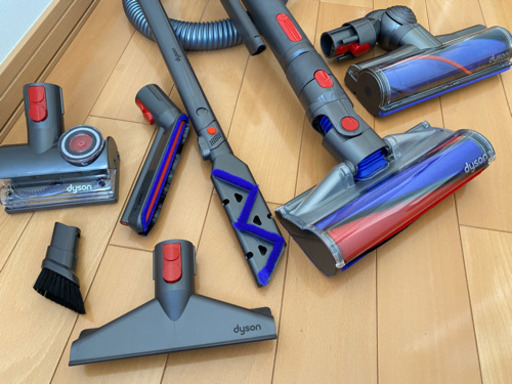 【中古美品・お届けします】ダイソン dyson V4 digital absolute 付属品多数