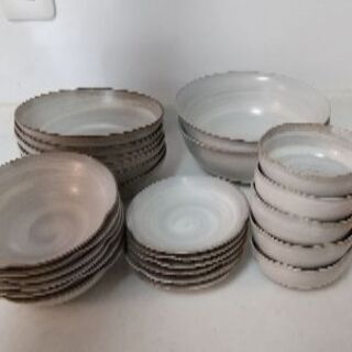 さしあげます★白い和皿セット★の画像