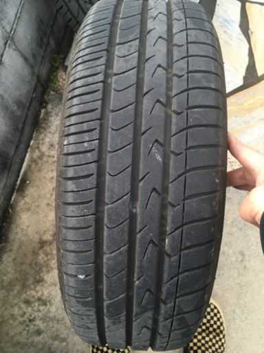 プリウス　純正　超バリ山　TOYO 2019年製
