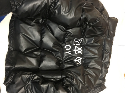 OY ダウンジャケット