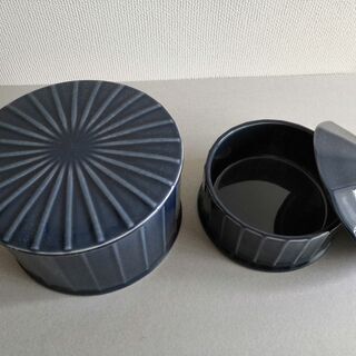 ★IKEA小物入れ陶器セットの画像