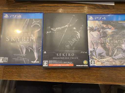 セット売りです。