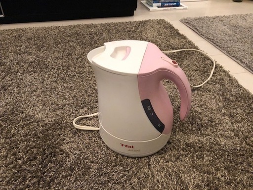 ティファール(T-fal)|電気ケトル｜BF500222｜ 幅200×奥行165×高さ200mm(電源プレート含む)