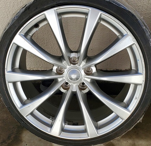 ☆4万円☆19インチ8.5J-19+43 4本V36スカイライン