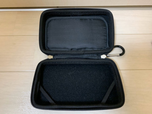 任天堂3DS ホワイト　ソフト２つ付き