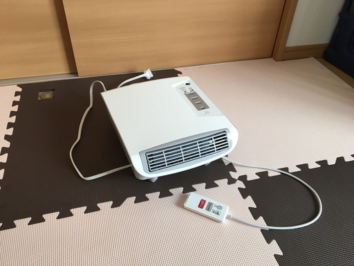 【見込みなしの為、廃棄】脱衣所ファンヒーター 人感センサー搭載　ゼピール ZEPEAL　DWC-A1207-WH