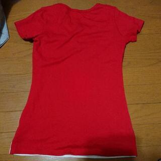 ※手渡し可  赤×白  Ｔシャツ トップスの画像