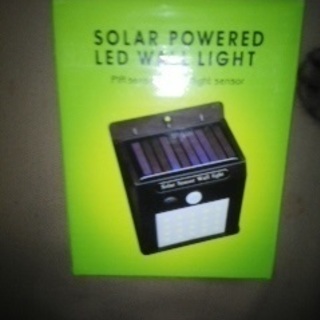 ソーラーLEDライト　屋外屋内照明　未開封品