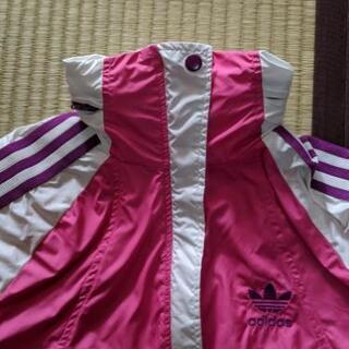 【値下げ】adidas　ウィンドブレーカーの画像