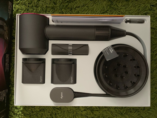 ダイソン ヘアドライヤー DYSON