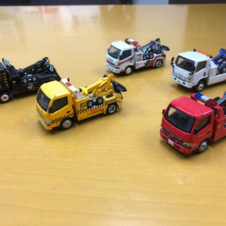 TINYのレッカー車5台