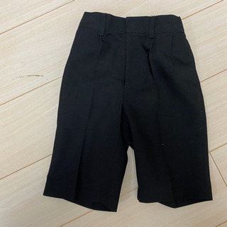 110サイズスーツ　半ズボン　4点セットの画像