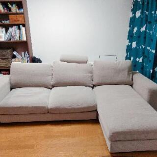 高品質ワイドソファの画像