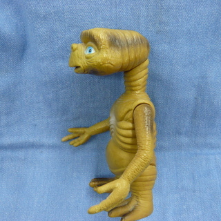 E.T フィギュア 昭和レトロ 全長21㎝ イーティー 映画 人形 　西岡店の画像