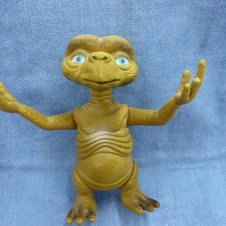 E.T フィギュア 昭和レトロ 全長21㎝ イーティー 映画 人形 　西岡店の画像