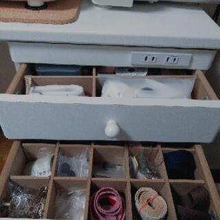 ミシン用　折りたたみテーブルの画像