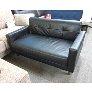 高さ2段階【マットなブラック 2人掛けアームソファ】幅119cm モノトーン 合