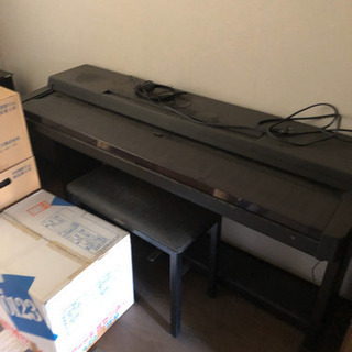 YAMAHA ヤマハ　電子ピアノ　Everett DPー60 椅子付