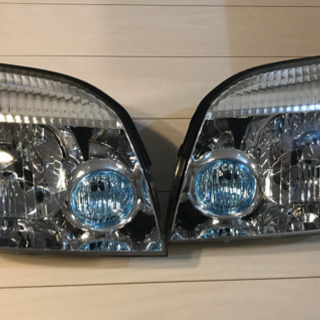 日産30系 純正品 エクストレイル ヘッドライト 左右セット