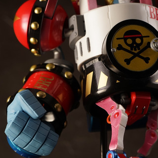 新品！未開封！ワンピース　フィギュア　フランキー将軍の画像