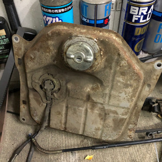 bite バイト　エンジン、タンク無料の画像