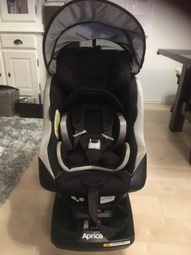 【取引完了】Aprica (アップリカ) クルリラ　回転式チャイルドシート【ISOFIX固定&ベルト固定】