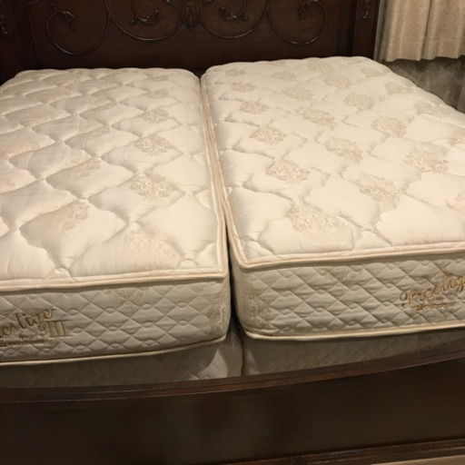 最終お値下げ‼️ ☆キングスダウン☆  シングルマットレス&アンダーマットレスのセット2台分